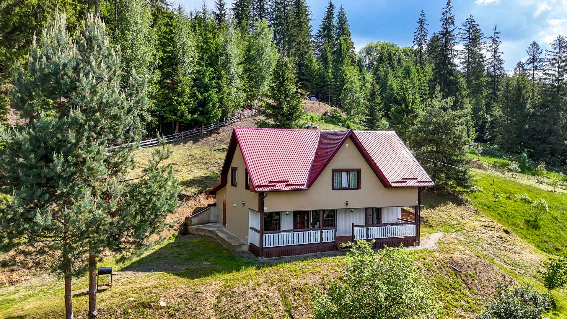 Котедж «Ganok house» селище Верховина